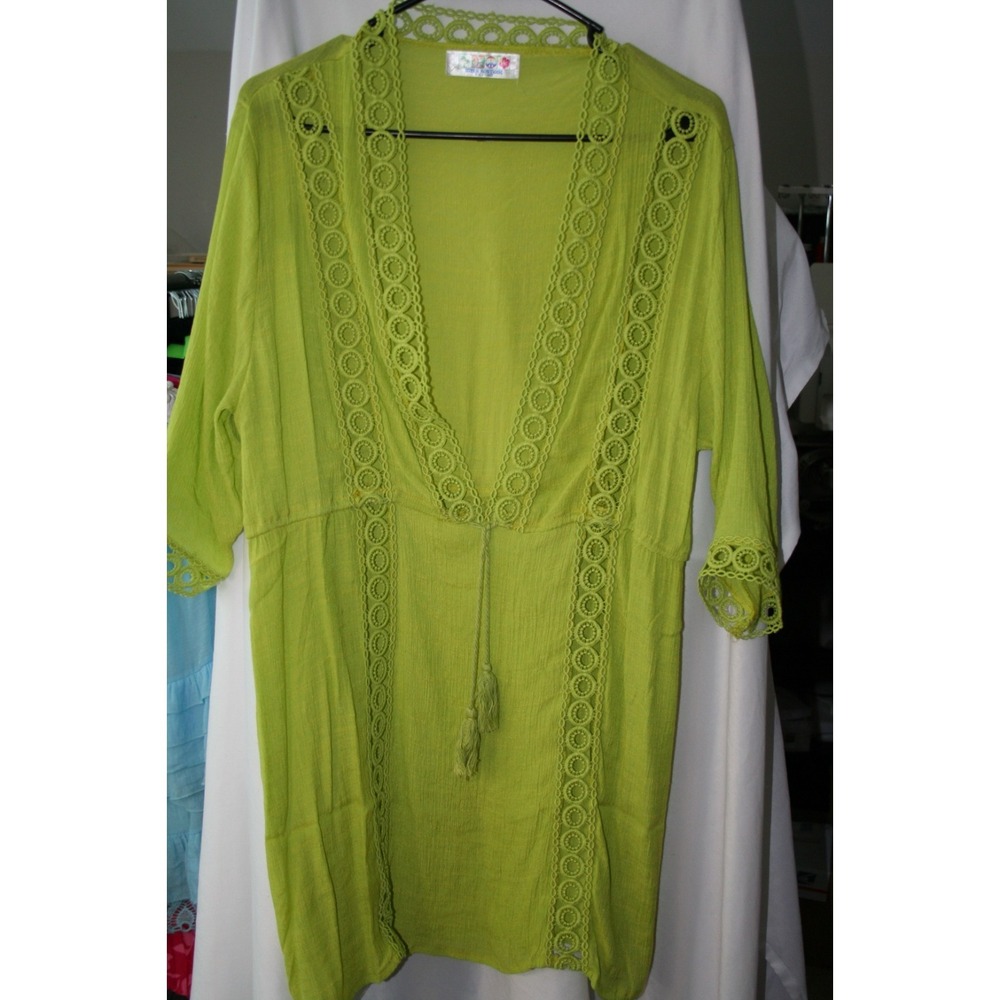 India Boutique Ladies Bohemian Kimono w/Tassels